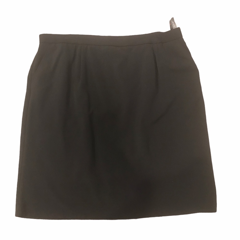 NWT Briggs New York Slimming Skirt
